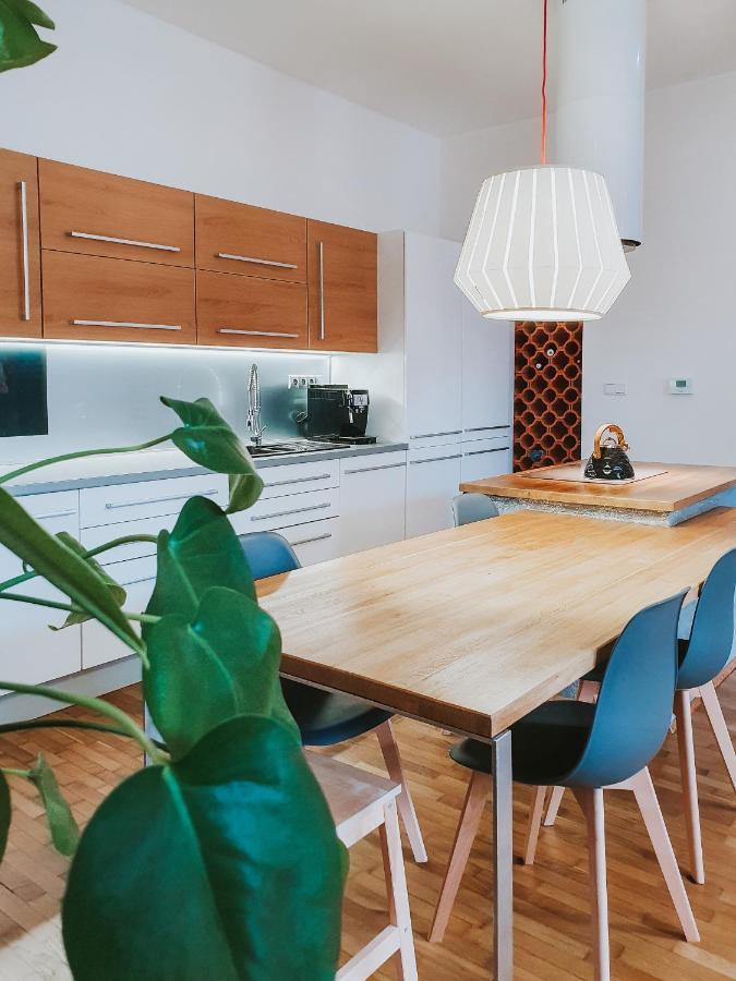 Priestranny Apartman V Centre Košice Buitenkant foto